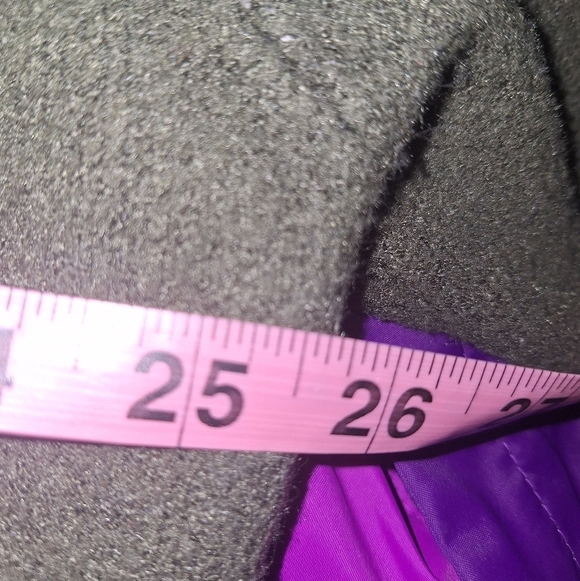 Torrid Olive Green Skull (Hearts) and Crossbones Sweater In A 2X With A Hood. - Picture 9 of 12